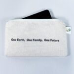 Tagline pouch